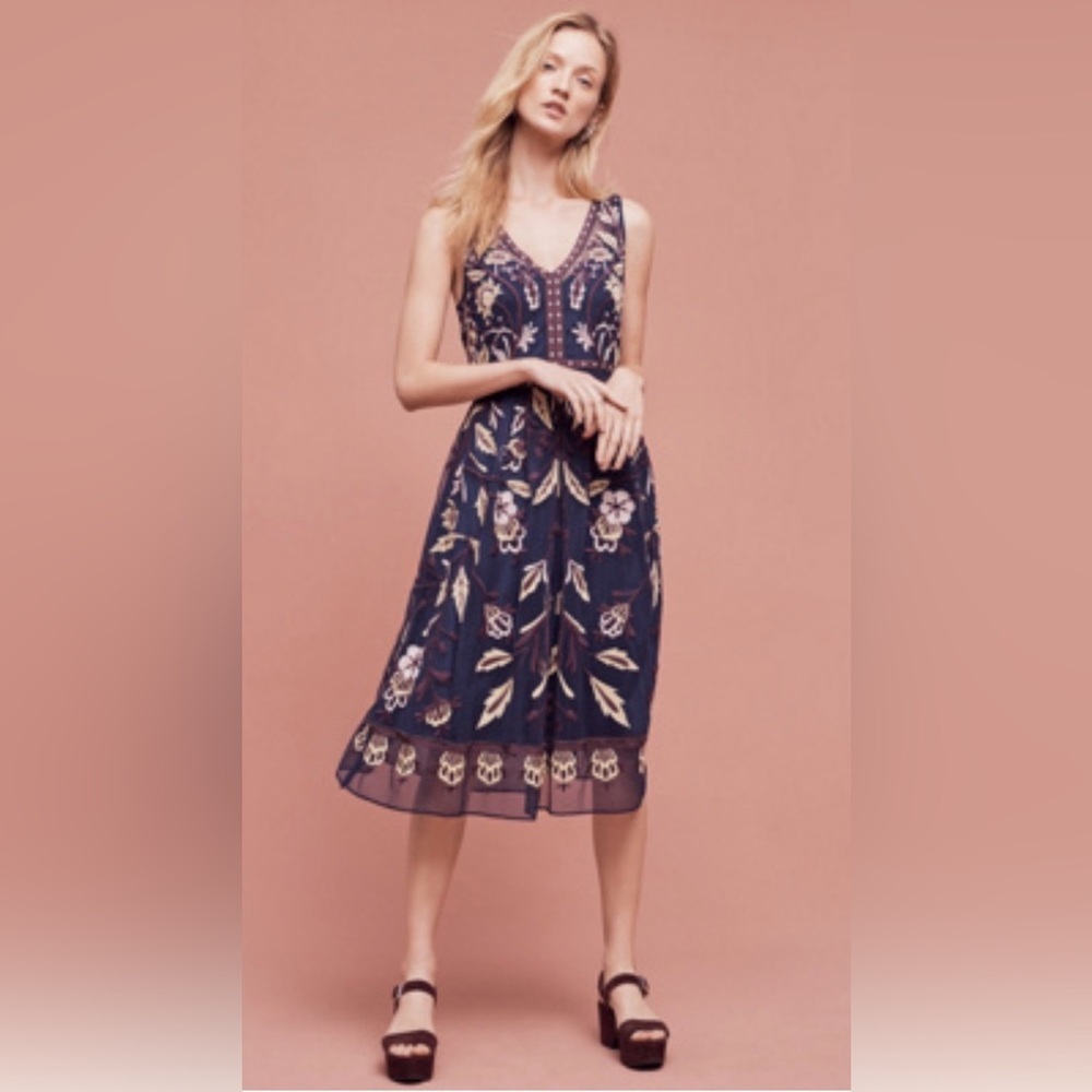 Anthropologie Moulinette
Soeurs Embroidered Alicante
Dress Size 8